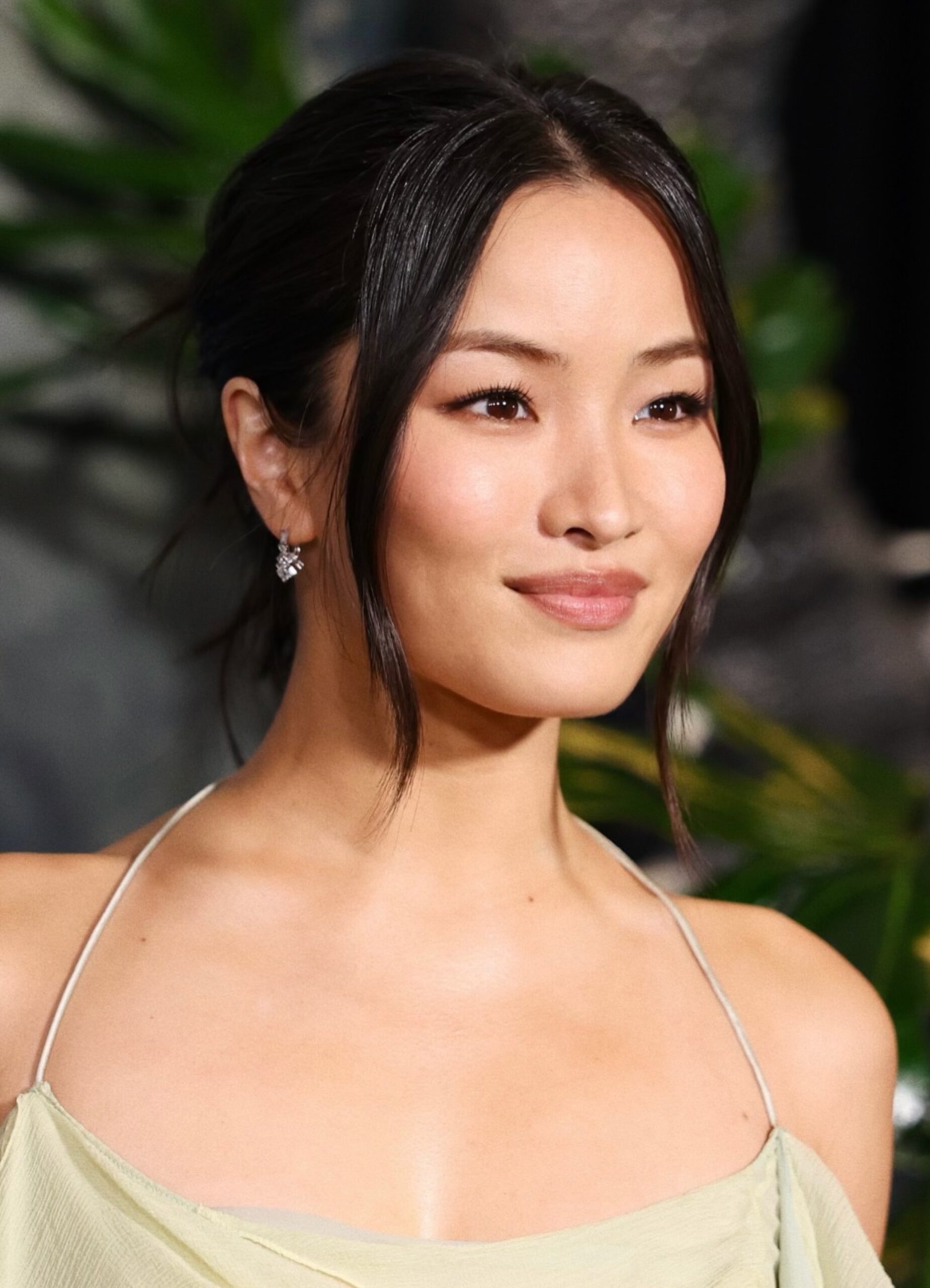 Anna Sawai's '90s-inspired, romantic updo for the Monarch Season 2 Premier