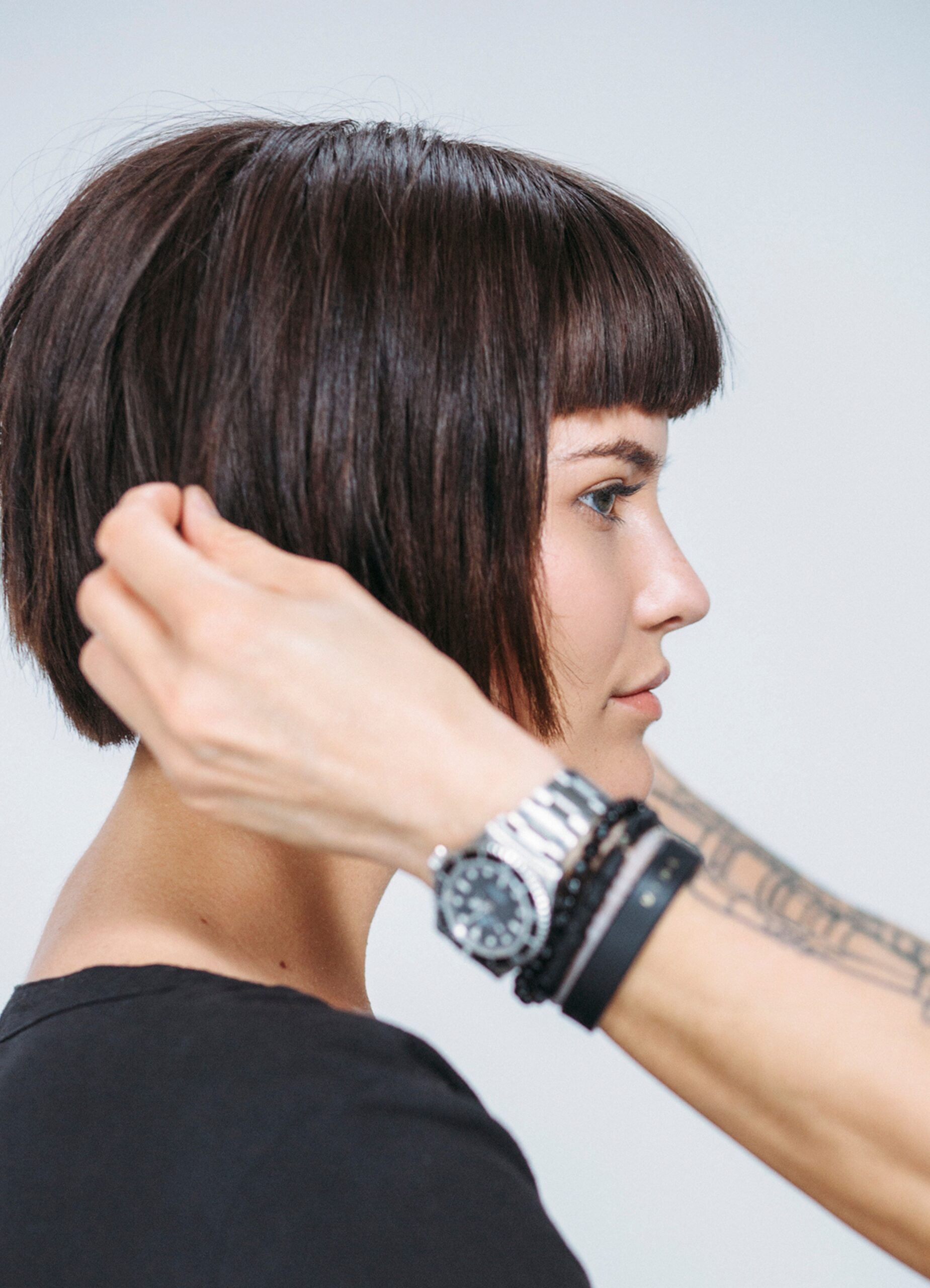 Anh Co Tran styling Hannah Short Bob in Curated Cutting Streaming Class